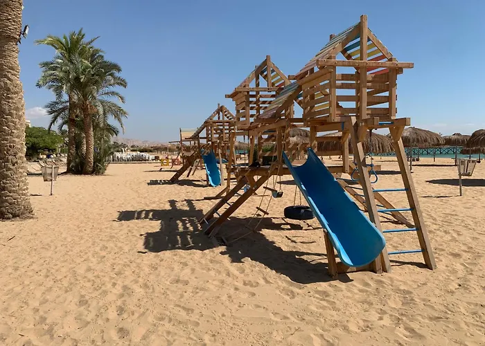 Front - Sea View - Ain Sokhna Red Sea على الشاطئ - إطلالة على البحر - الطابق الأرضي مع حديقة فيلة