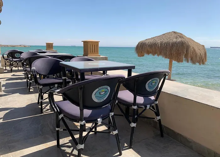 Front - Sea View - Ain Sokhna Red Sea على الشاطئ - إطلالة على البحر - الطابق الأرضي مع حديقة فيلة
