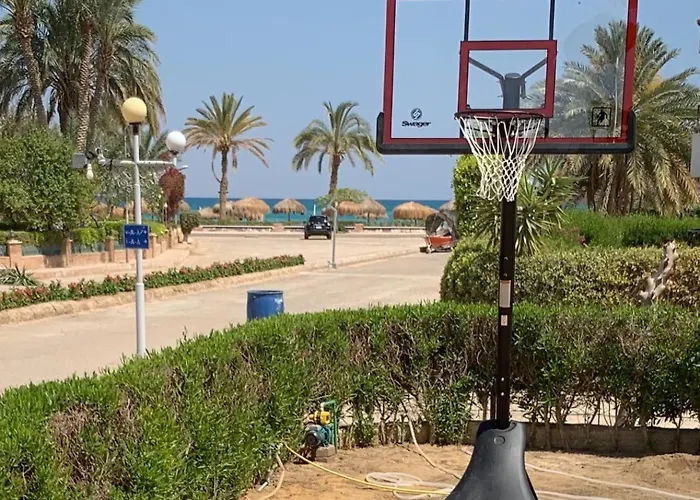 Front - Sea View - Ain Sokhna Red Sea على الشاطئ - إطلالة على البحر - الطابق الأرضي مع حديقة فيلة